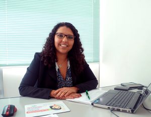 Foto de Viviane Paixão, nutricionista do SINJUS-MG e também presidente do Conselho Regional de Nutricionistas da 9ª Região - Minas Gerais.